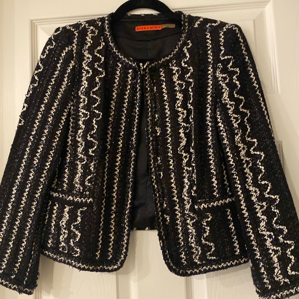 Alice & Olivia metallic striped  crop jacket. Size M